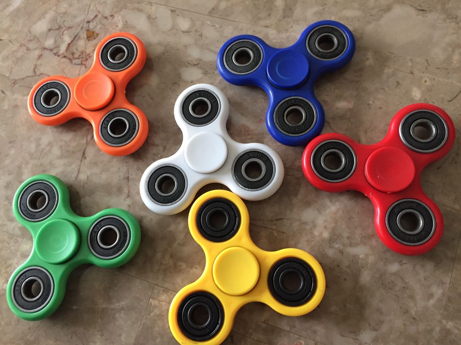 You will be surprised to know these about fidget spinners - CheckAll.in - I Will Be Around The Spinners